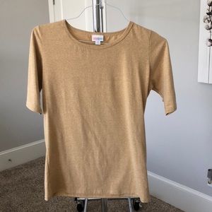Lularoe medium Gigi top